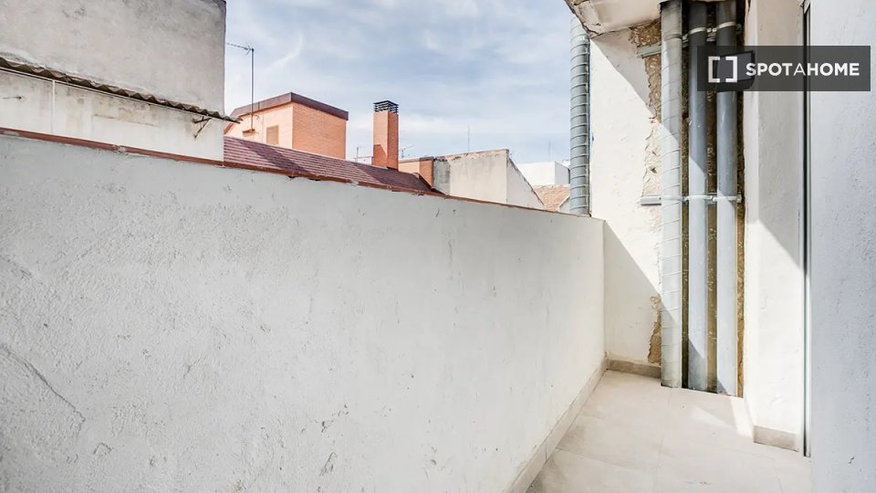 Double room Madrid, 11 beds — photo 27