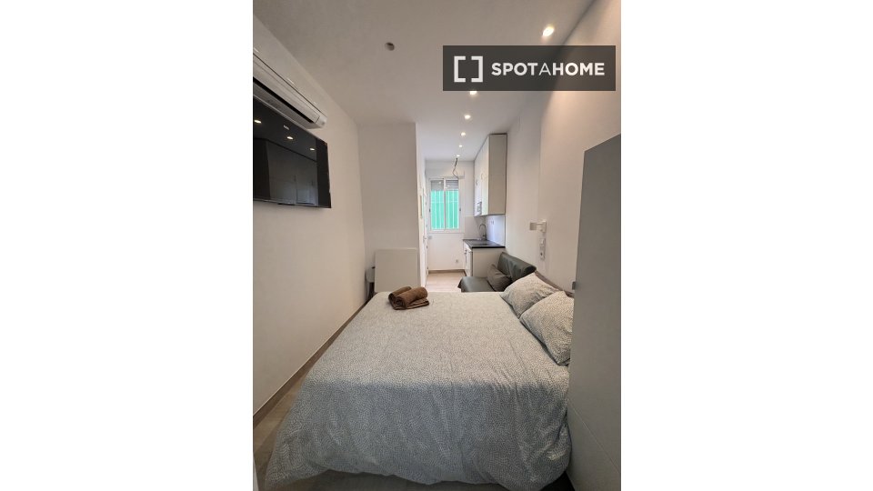 Apartment Madrid, 1 bed, 21m² — photo 34