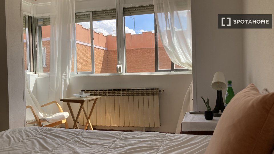 Double room Madrid, 4 beds, 70m² — photo 22