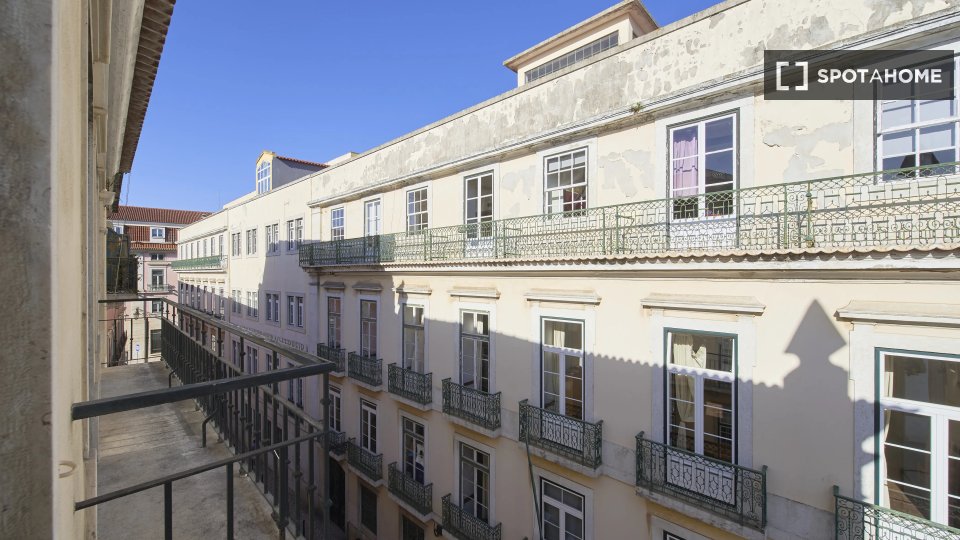 Double room Lisbon, 7 beds — photo 7