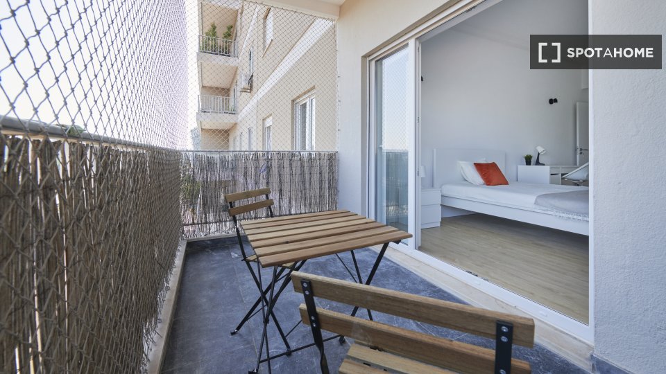Double room Lisbon, 7 beds — photo 18