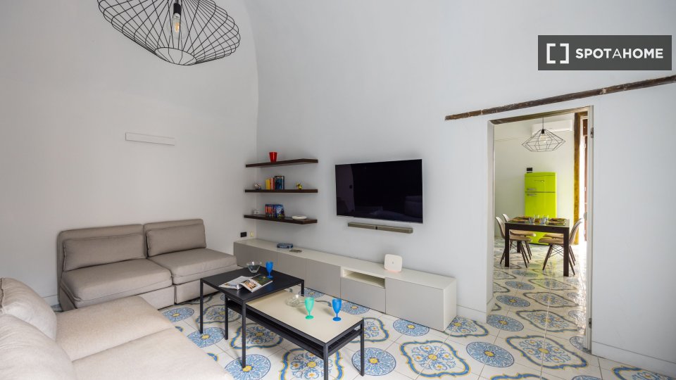 Apartment Naples, 1 bed — photo 14