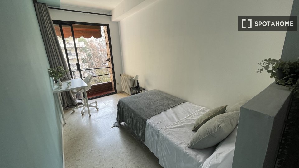 Double room Seville, 8 beds, 180m² — photo 24