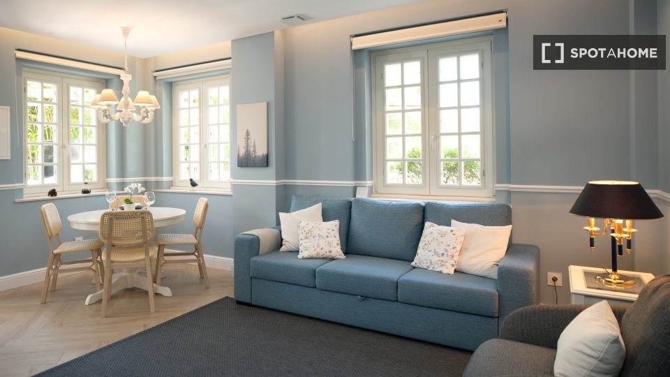 Apartment Lisbon, 2 beds, 85m² — photo 15