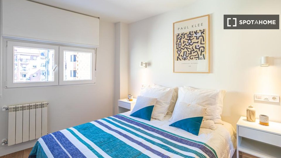 Double room Madrid, 4 beds — photo 6