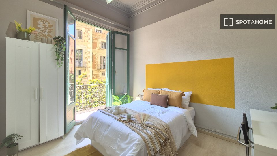 Double room Barcelona, 8 beds, 180m² — photo 14
