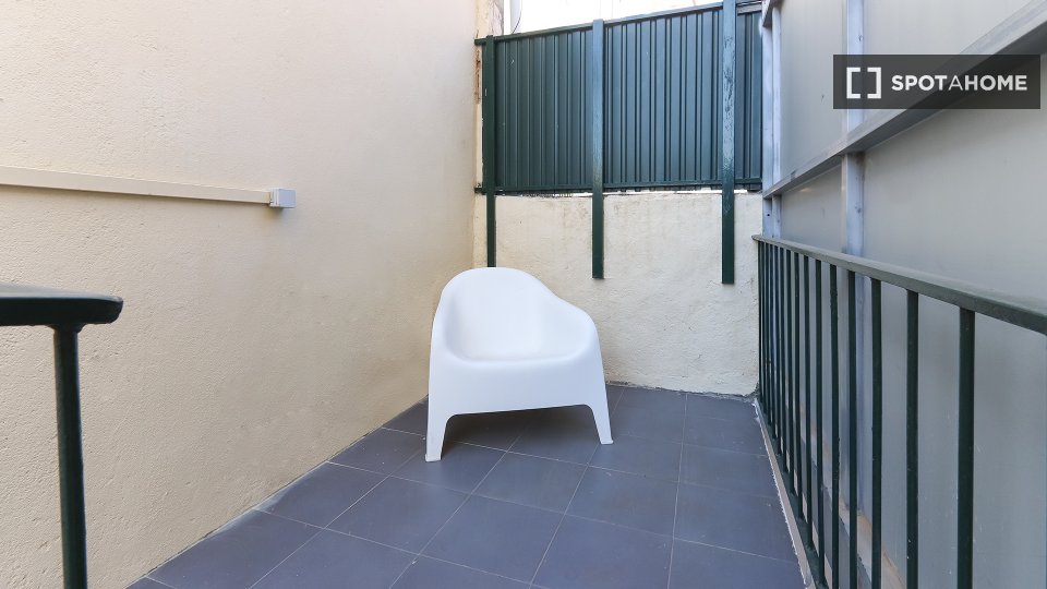 Double room Lisbon, 6 beds — photo 13