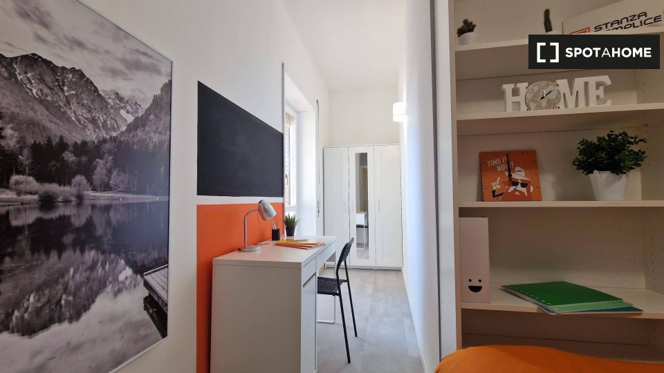 Double room Rome, 6 beds — photo 18