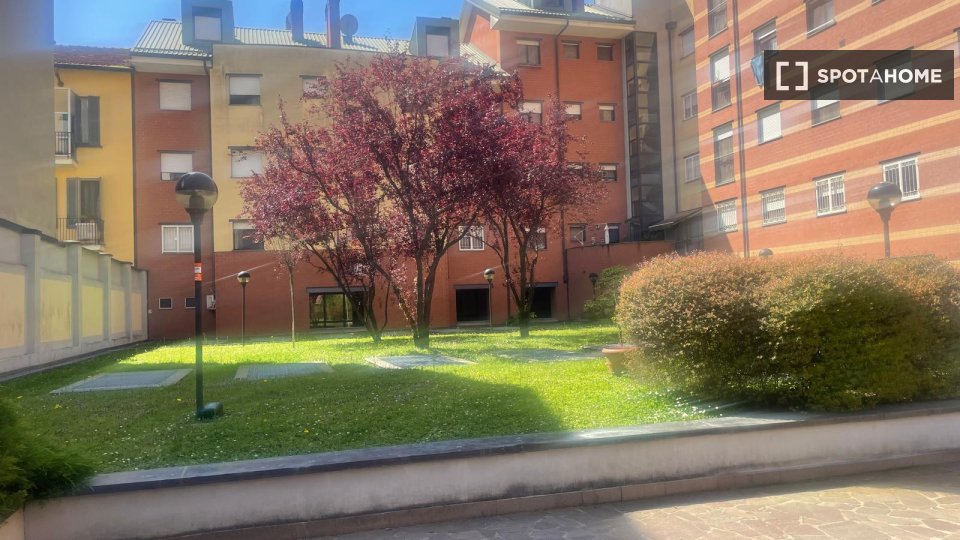 Apartment Milan, 1 bed, 55m² — photo 14