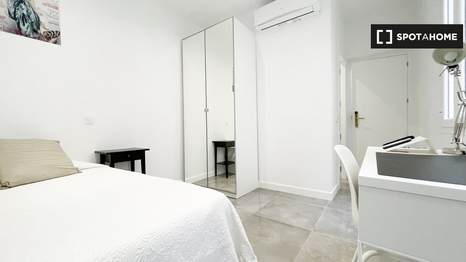 Apartment Madrid, 1 bed — photo 8