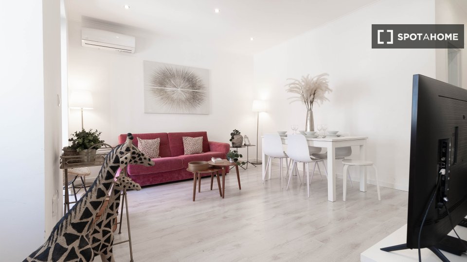 Apartment Lisbon, 2 beds — photo 29