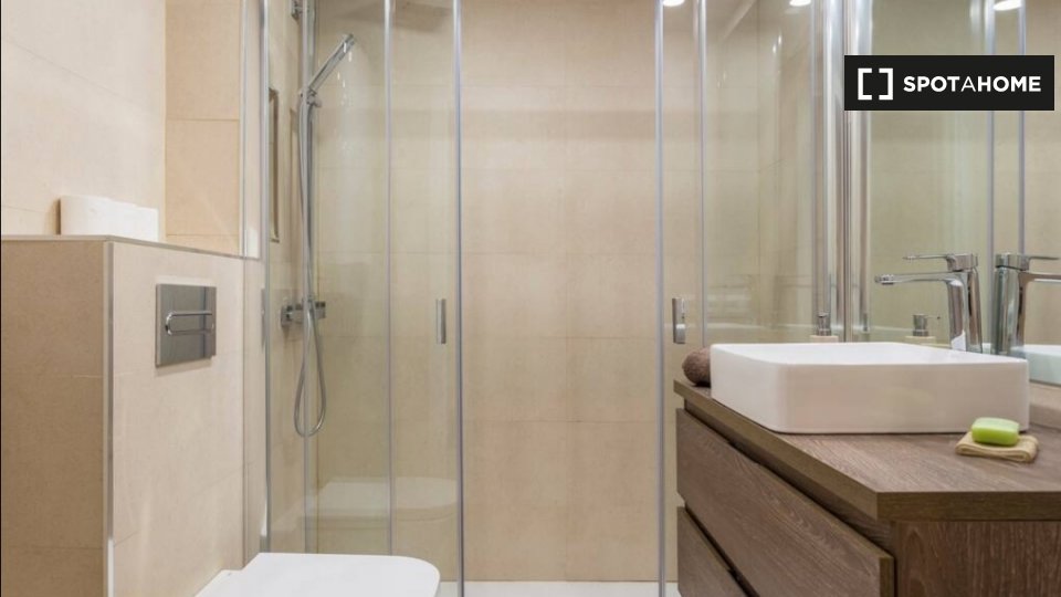 Apartment Madrid, 2 beds, 50m² — photo 5