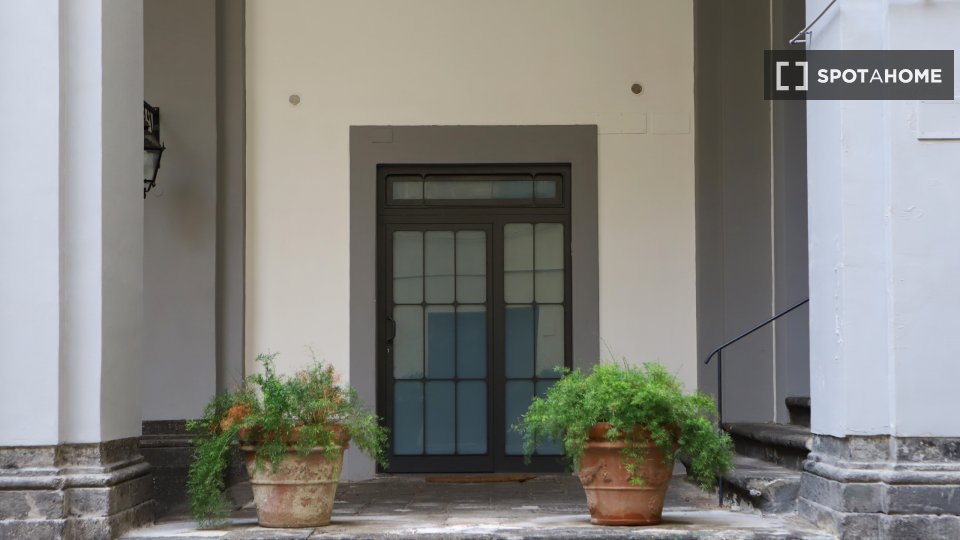 Apartment Naples, 1 bed — photo 19