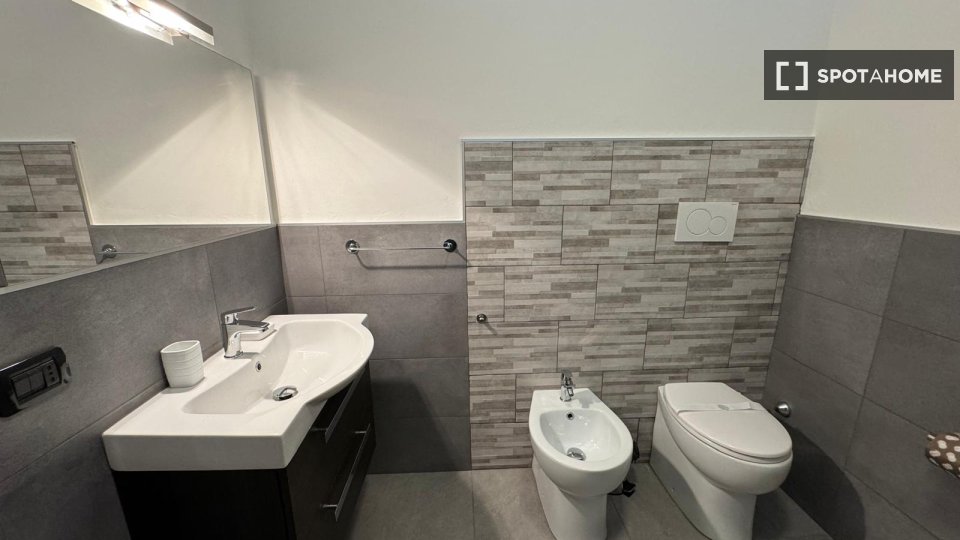 Double room Rome, 2 beds, 100m² — photo 13