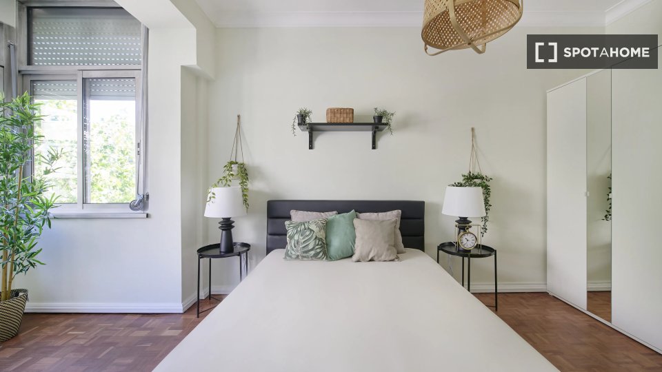 Double room Lisbon, 5 beds — photo 3