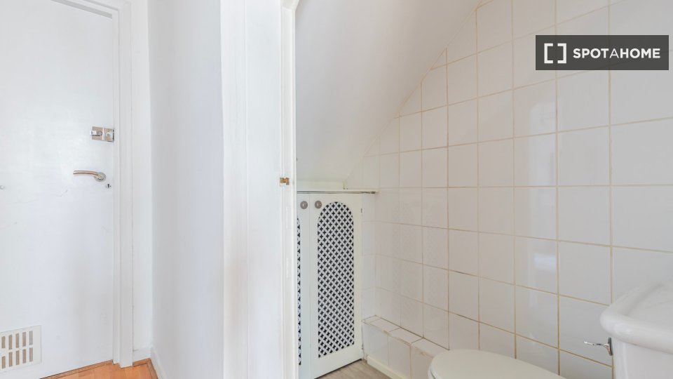 Apartment London, 1 bed — photo 17