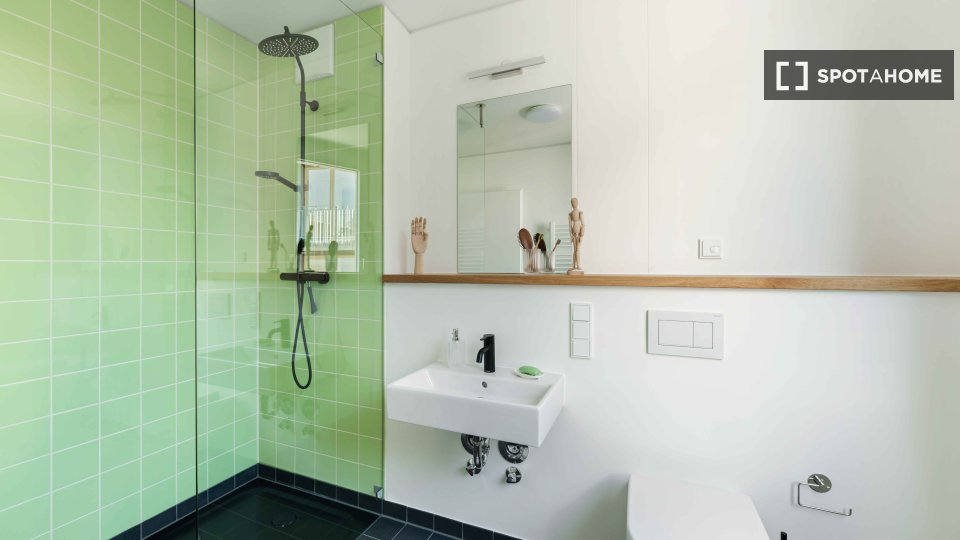 Double room Munich, 4 beds, 104m² — photo 4