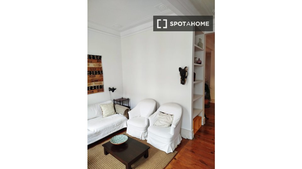 Apartment Lisbon, 1 bed, 95m² — photo 13