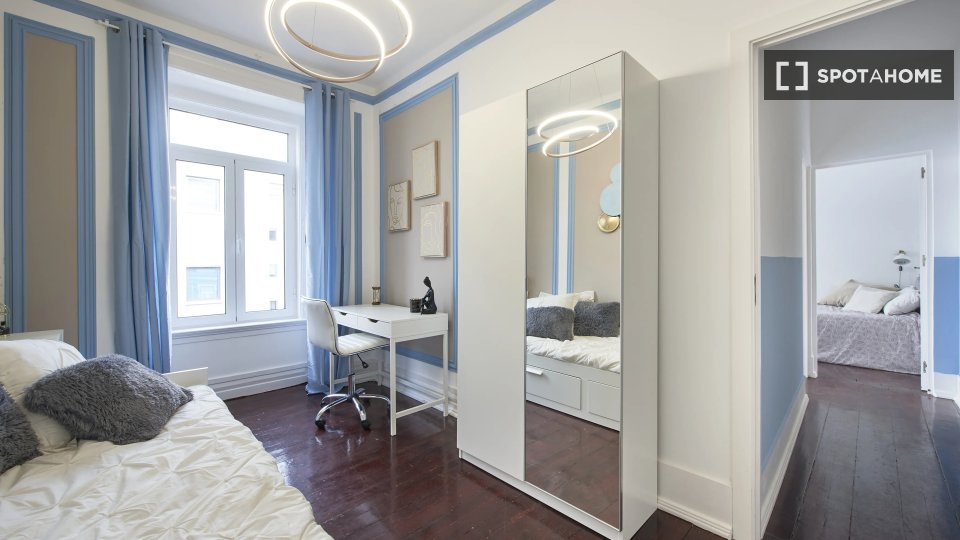 Double room Lisbon, 7 beds — photo 2