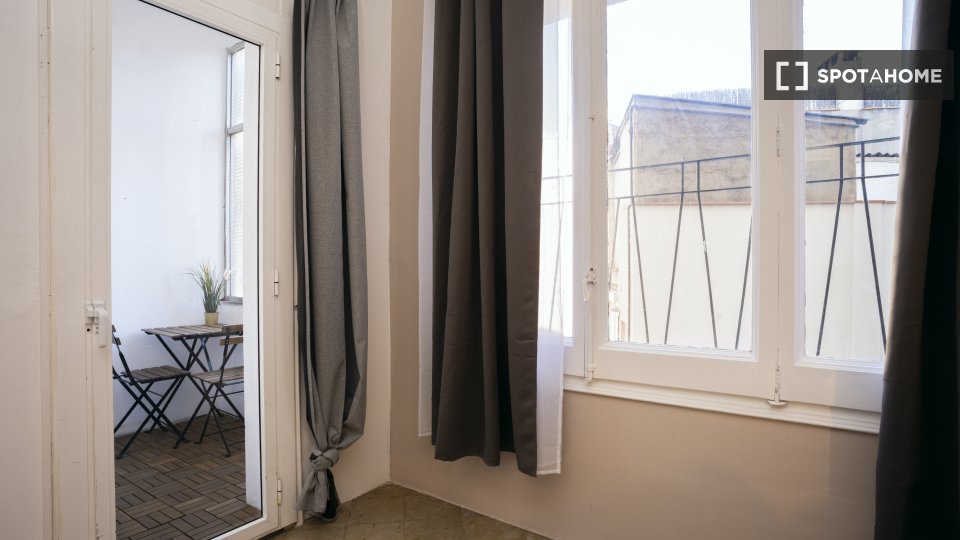 Double room Barcelona, 10 beds, 220m² — photo 46