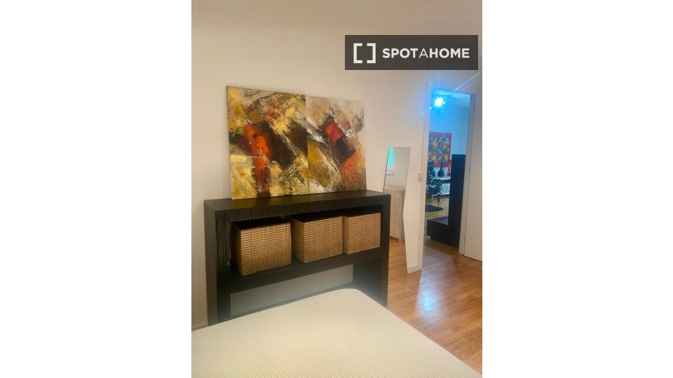 Double room Lisbon, 2 beds, 16m² — photo 14