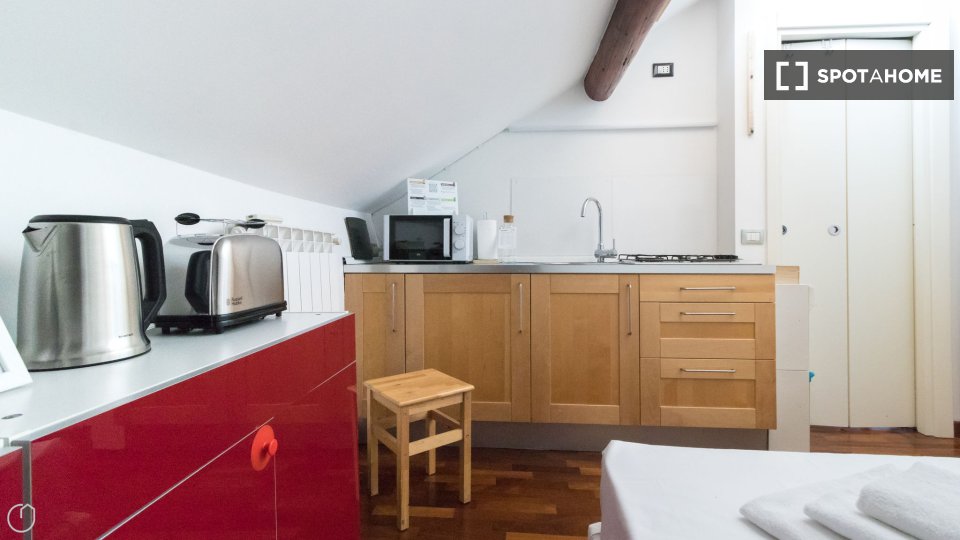 Apartment Milan, 1 bed, 20m² — photo 5