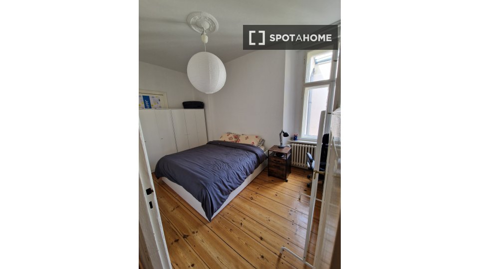 Apartment Berlin, 2 beds, 56m² — photo 1