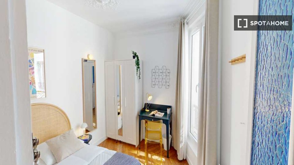Double room Paris, 5 beds, 50m² — photo 7