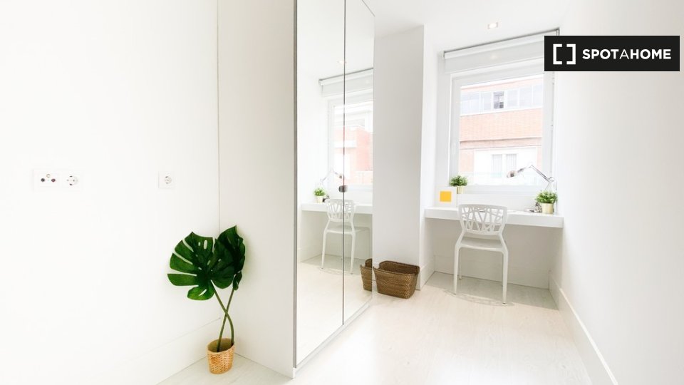 Apartment Madrid, 1 bed — photo 1