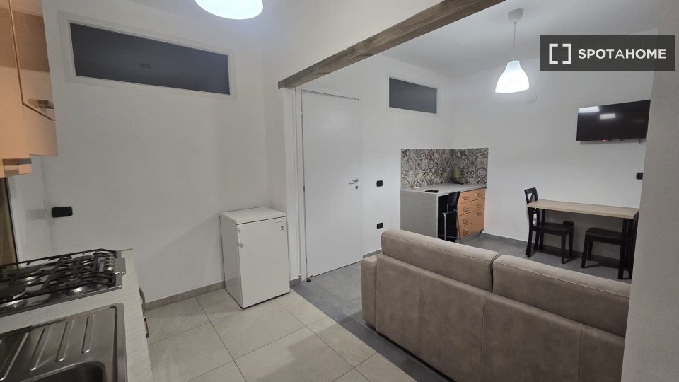 Double room Rome, 2 beds, 100m² — photo 5