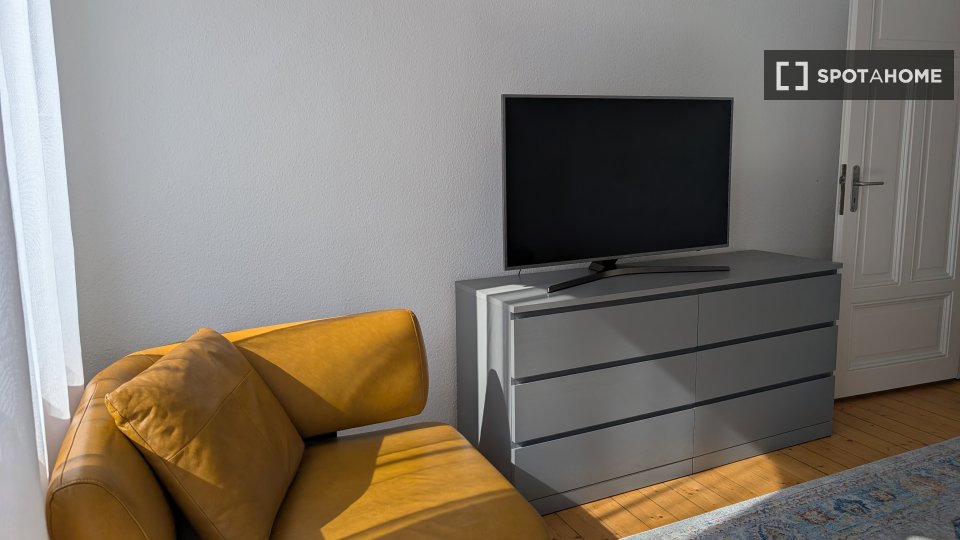 Apartment Frankfurt, 3 beds, 64m² — photo 9