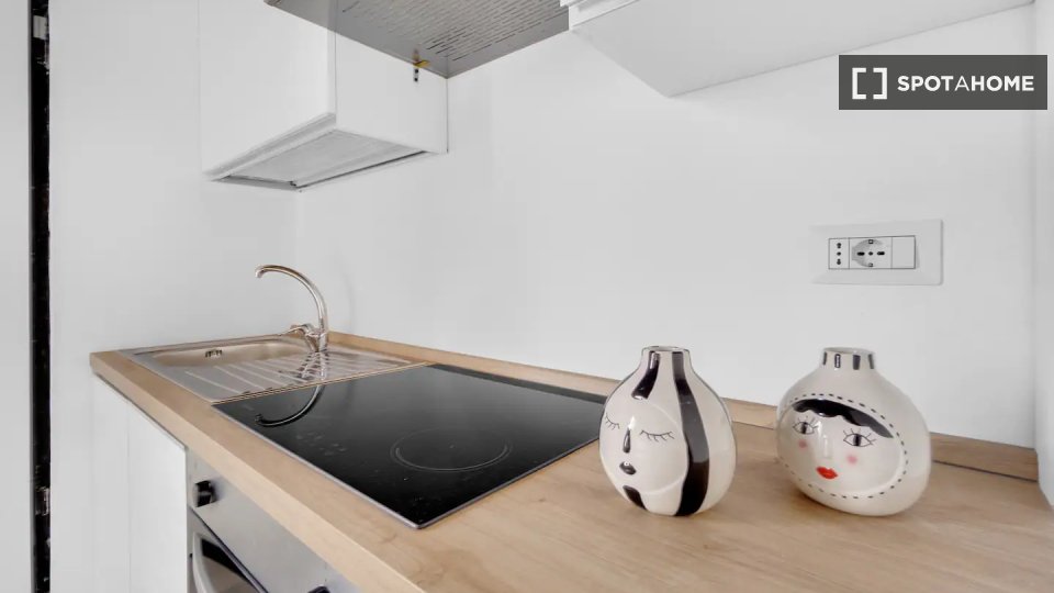 Apartment Milan, 1 bed — photo 7