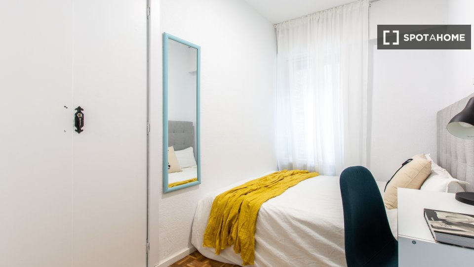Double room Madrid, 10 beds — photo 1