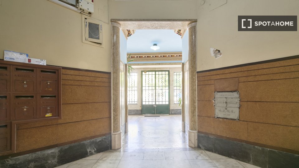 Double room Lisbon, 7 beds — photo 15