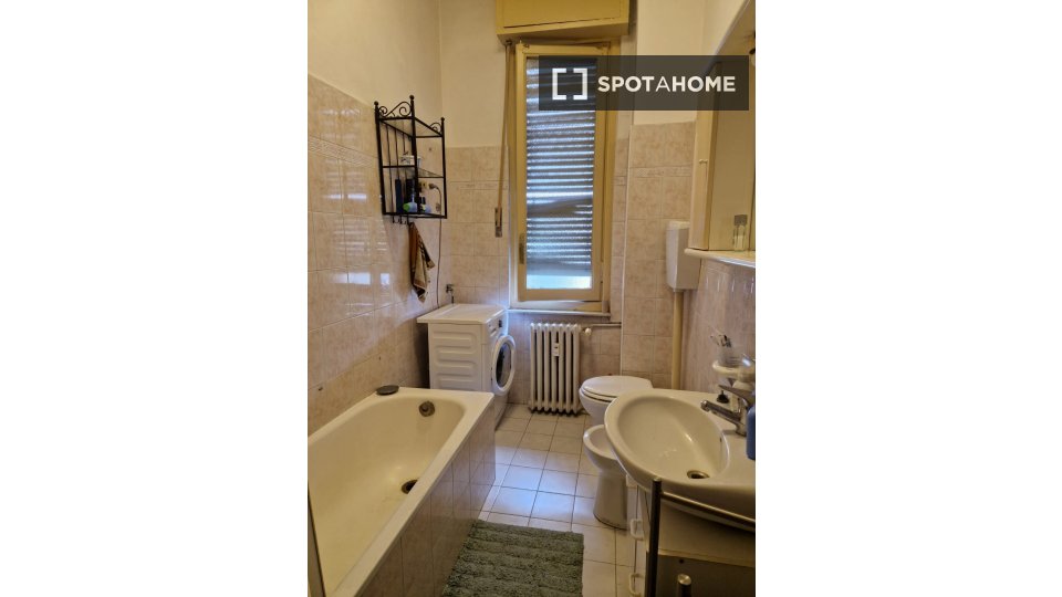 Double room Turin, 4 beds, 110m² — photo 18