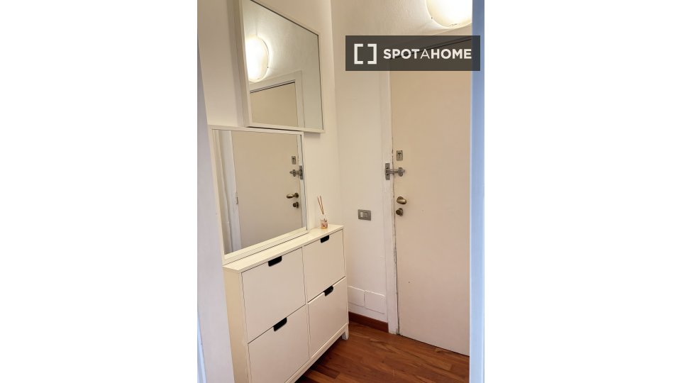 Apartment Milan, 1 bed, 47m² — photo 16