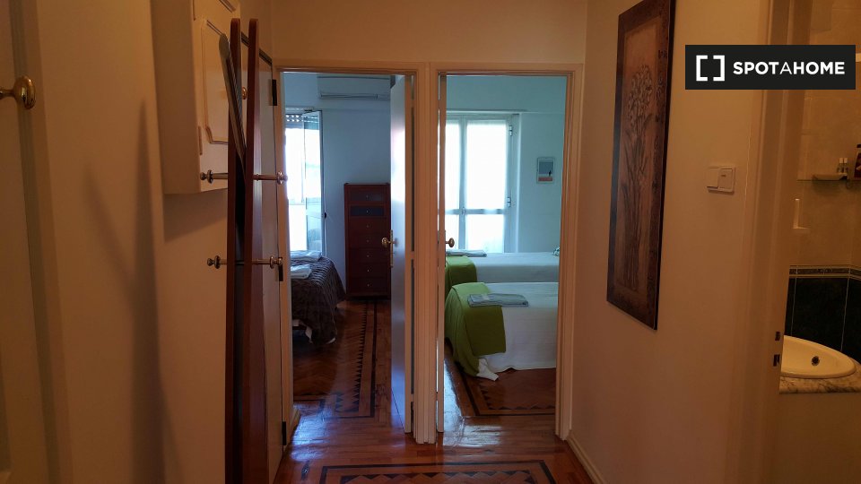 Apartment Lisbon, 2 beds — photo 19