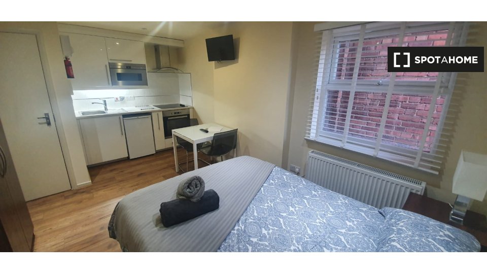 Apartment mono London — photo 3