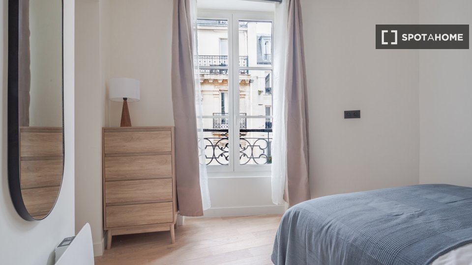 Apartment Paris, 1 bed, 25m² — photo 8