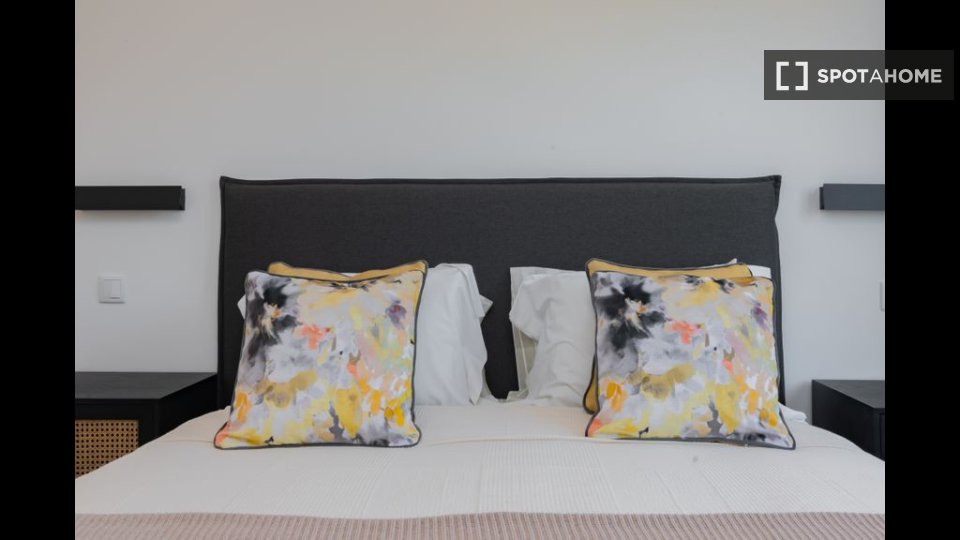 Apartment Lisbon, 3 beds — photo 9