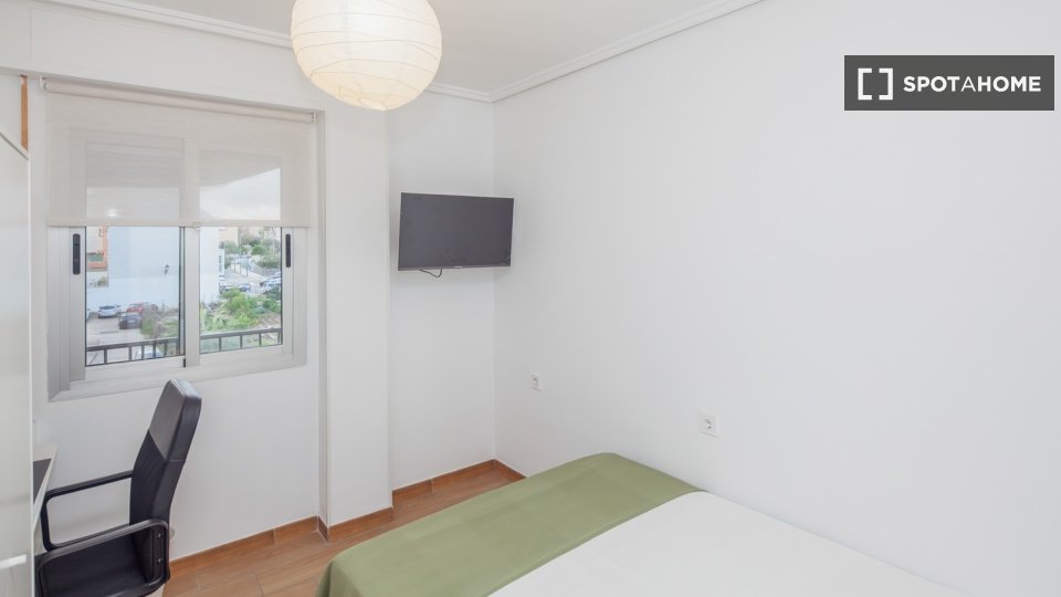 Double room Valencia, 4 beds — photo 12