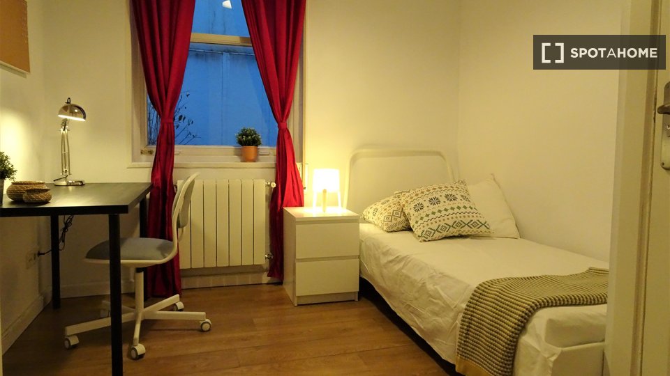 Camera doppia Madrid, 6 camere — foto 11