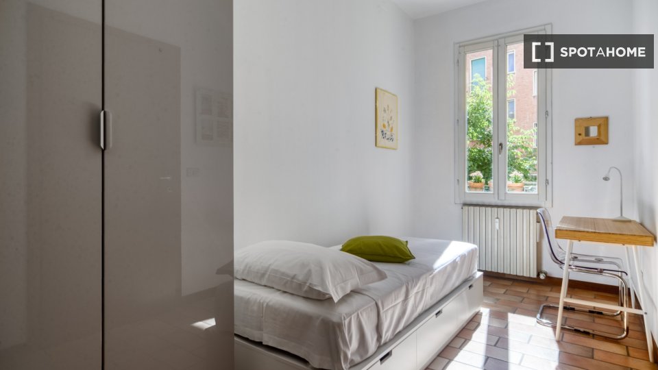 Apartment Bologna, 2 beds — photo 16