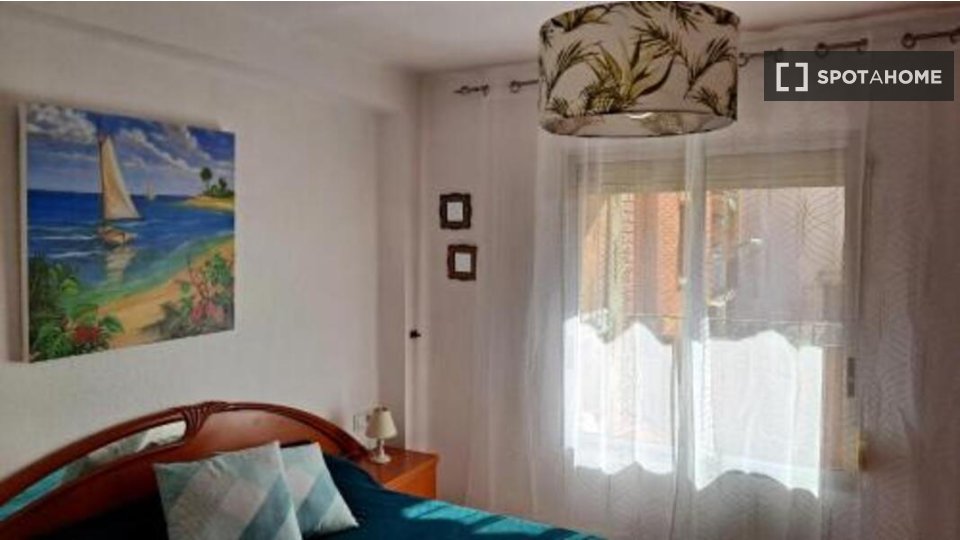 Apartment Valencia, 3 beds, 88m² — photo 3