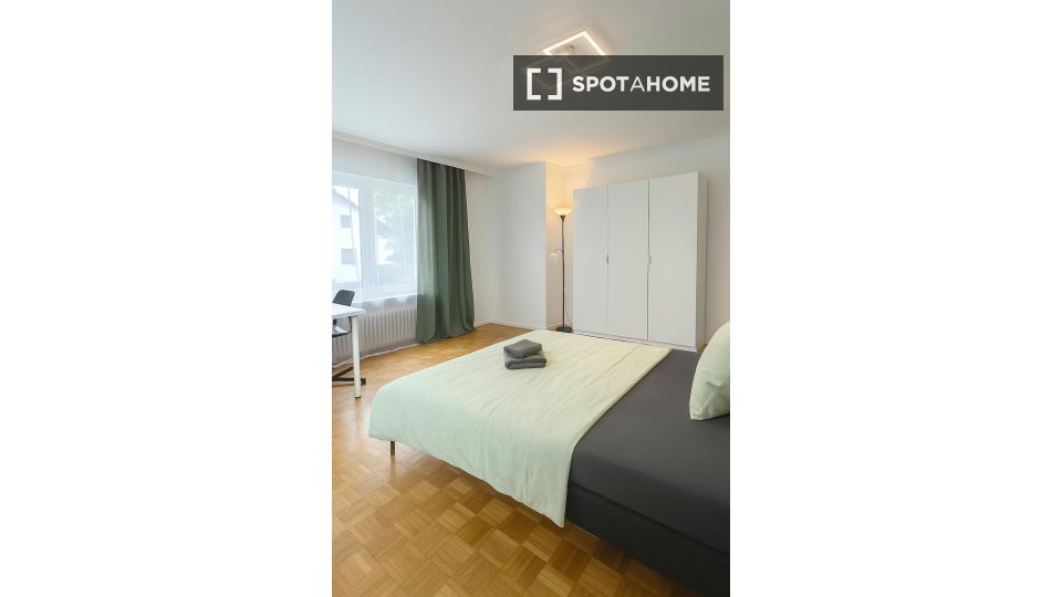 Apartment Munich, 5 beds — photo 18