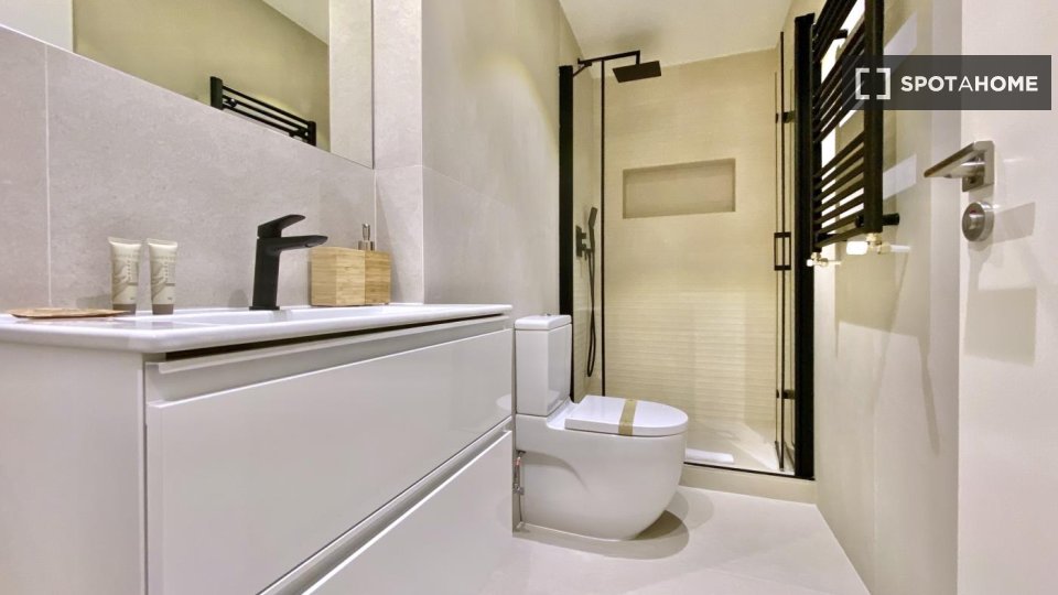 Apartment Madrid, 2 beds — photo 5