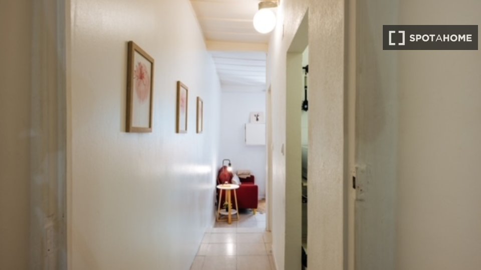 Apartment Lisbon, 1 bed — photo 14