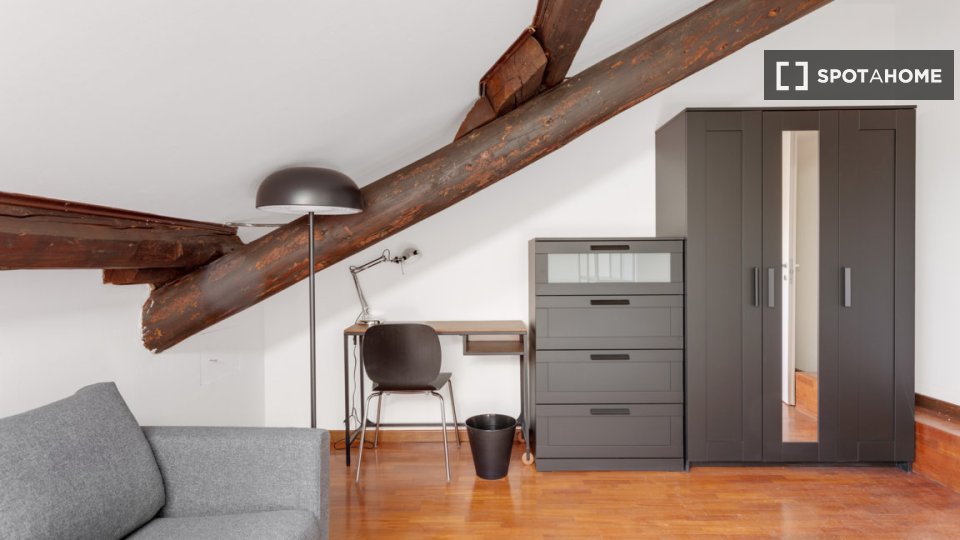 Double room Milan, 6 beds, 100m² — photo 12