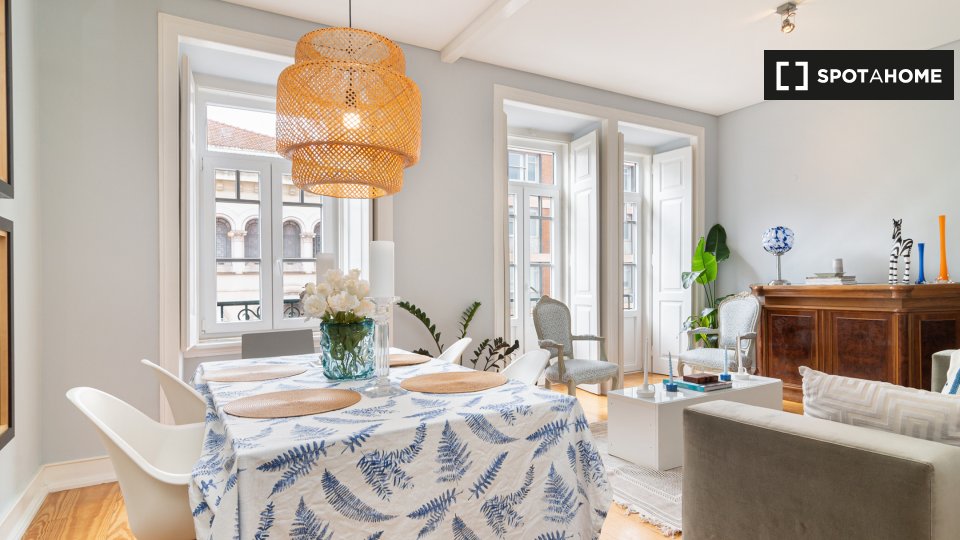 Apartment Lisbon, 2 beds, 129m² — photo 15