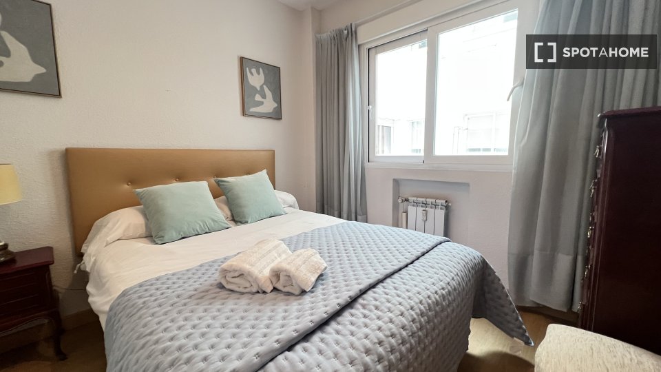 Apartment Madrid, 2 beds — photo 17